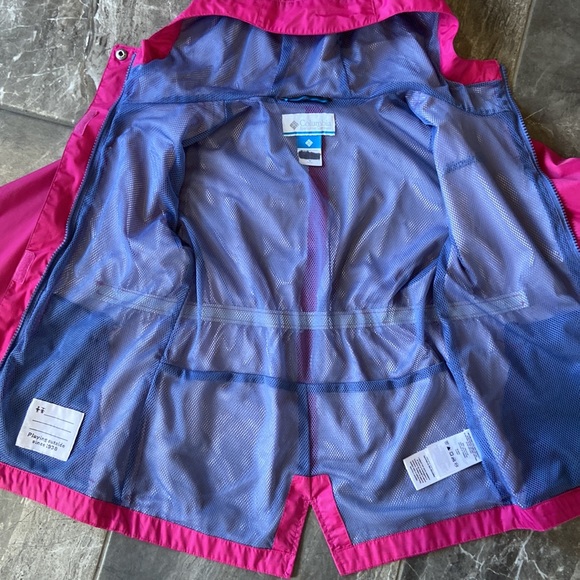 Columbia Hooded Lightweight Jacket Hot Pink Girls Small Size 7 / 8 Windbreaker - Picture 3 of 7